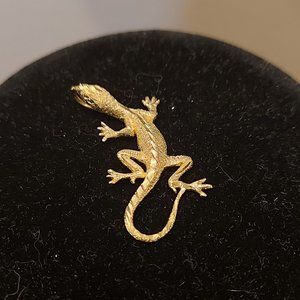 14K Gold Gecko Pendant